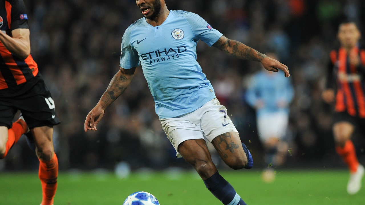 Sterling wins farcical penalty, City wins 6-0 in CL
